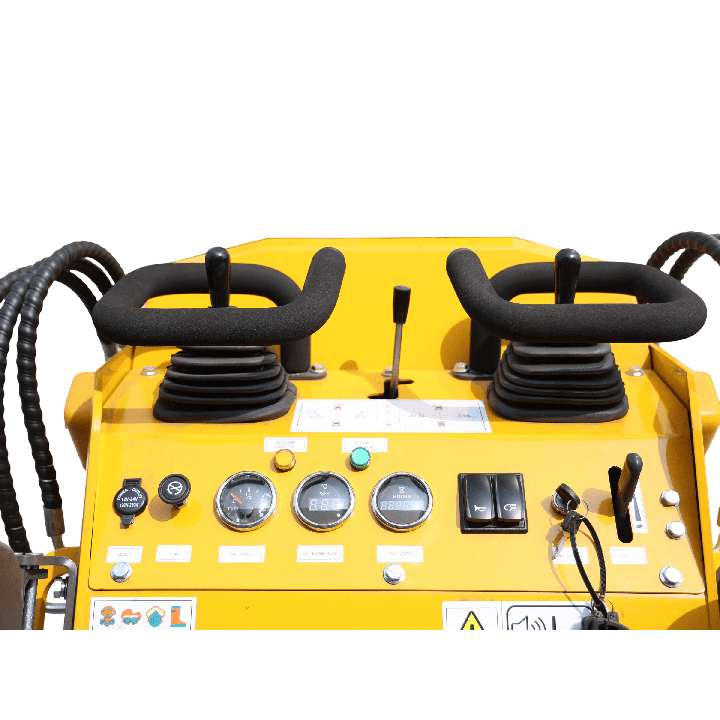 Ratinis krautuvas stovimas TUKO 480W Briggs and Stratton 3864 (benzininis) keliamoji galia 560 kg